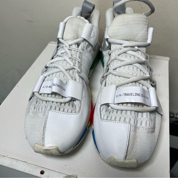 Adidas Oyster Holdings x Twinstrike ADV White Rainbow Sneakers Size Men's 10 - Picture 3 of 10